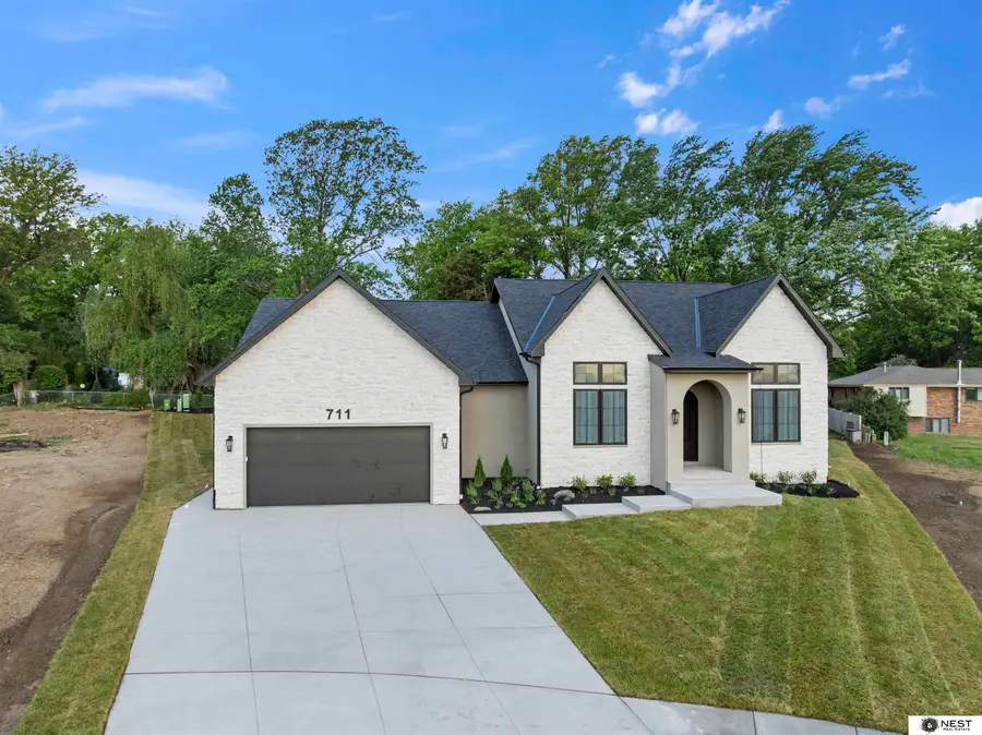 711 Yearling Court, Lincoln, NE 68520 - #2