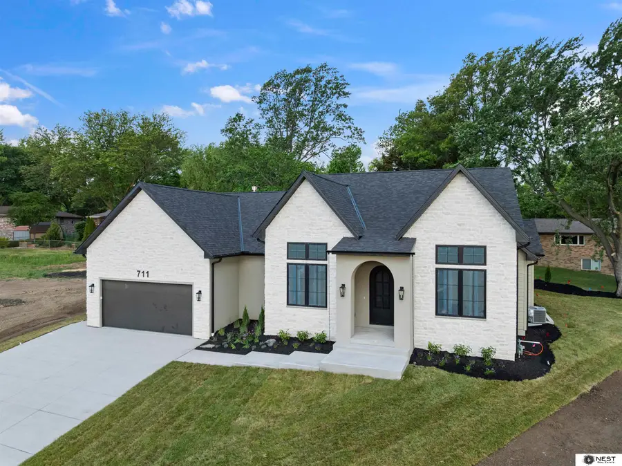711 Yearling Court, Lincoln, NE 68520 - #3