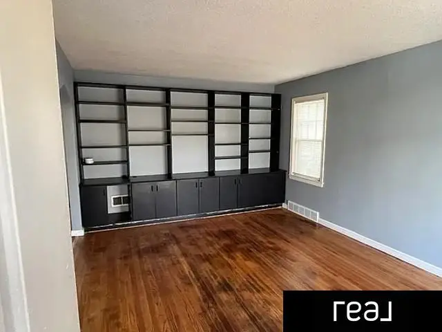 2115 S 48th Avenue, Omaha, NE 68106 - #3