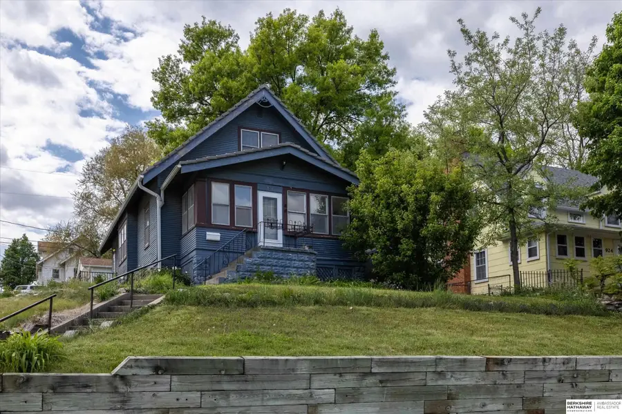926 S 51st Avenue, Omaha, NE 68106 - #2