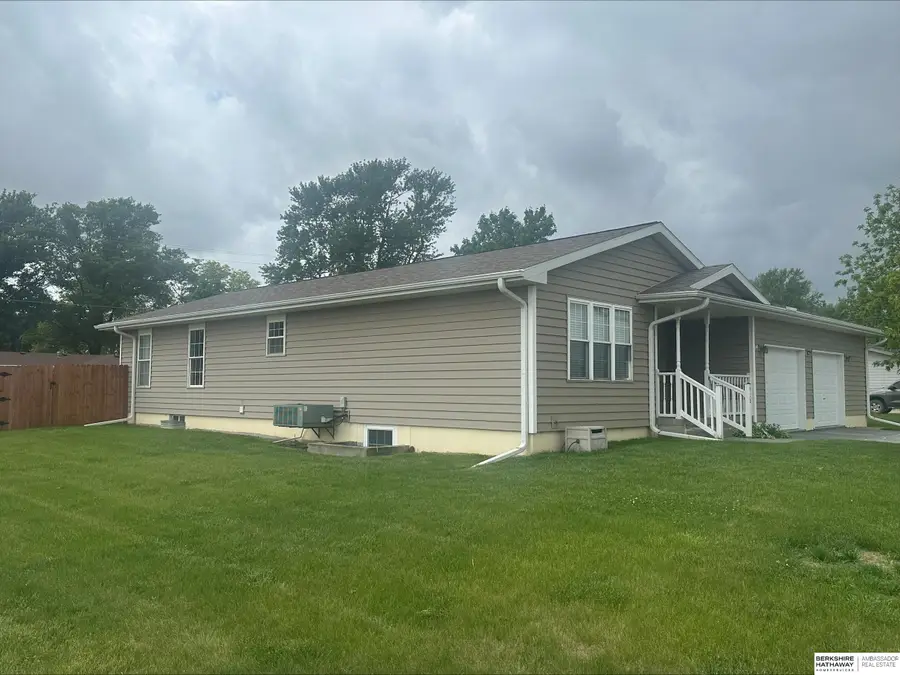920 23rd Street, Fairbury, NE 68352 - #2