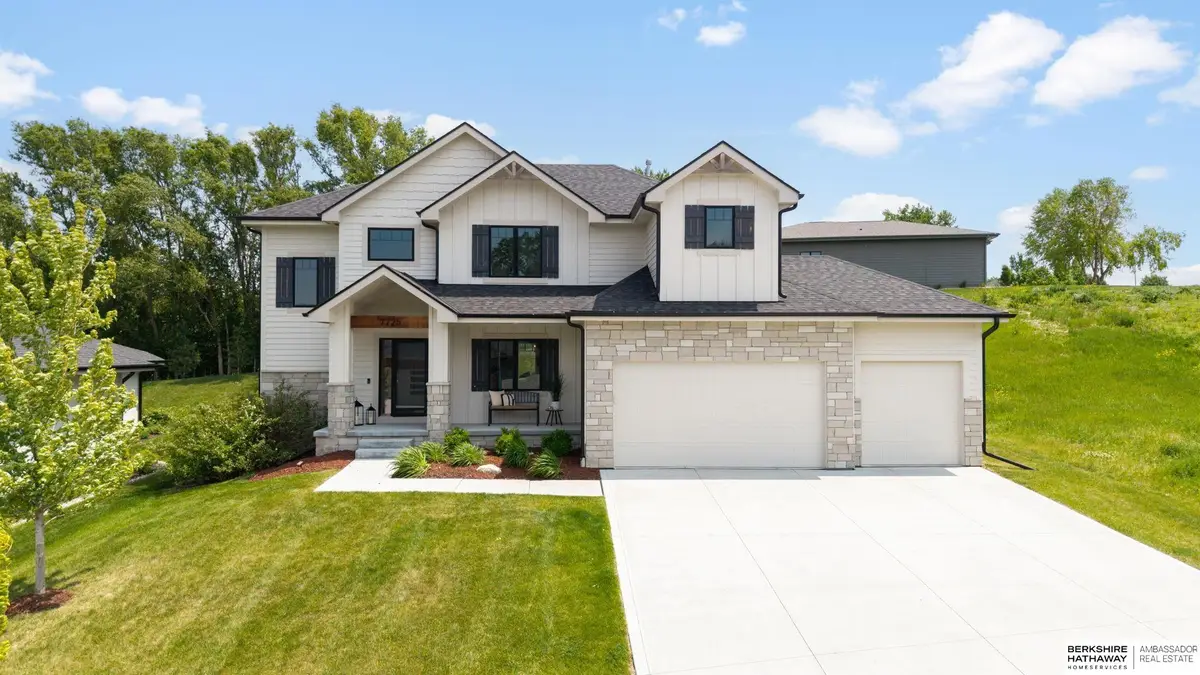 7725 N 166th Street, Bennington, NE 68007 - #1
