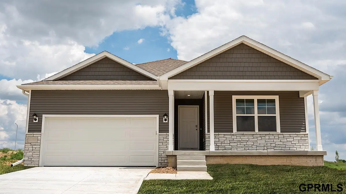 16318 Willit Street, Bennington, NE 68007 - #1