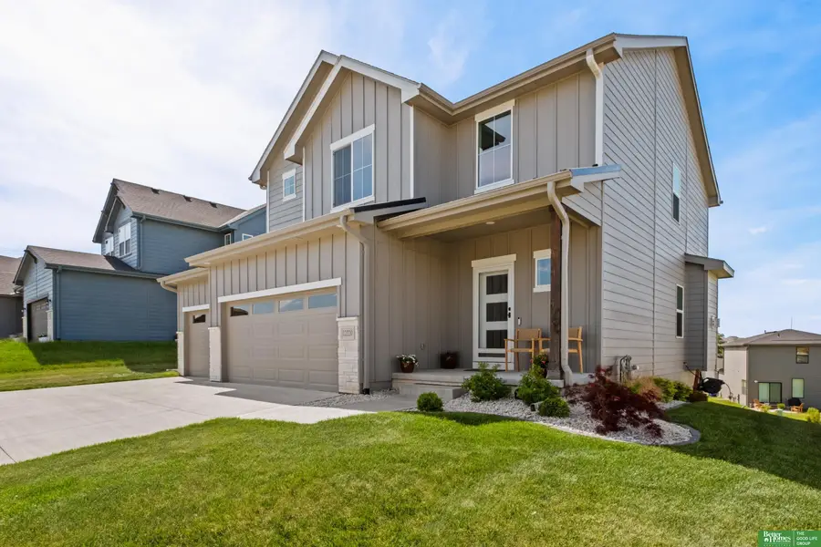12220 S 111th Avenue, Papillion, NE 68046 - #2