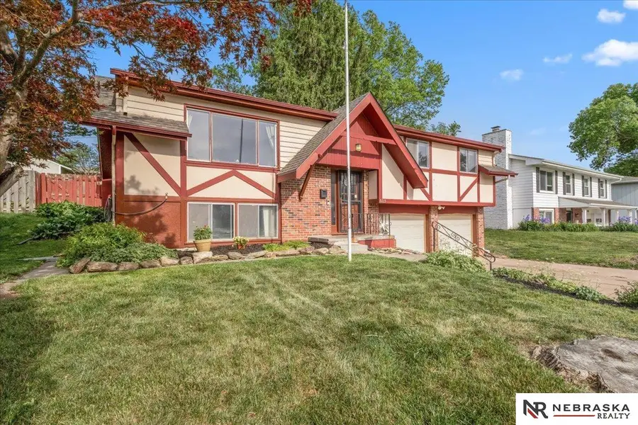 5215 S 91st Street, Omaha, NE 68127 - #3