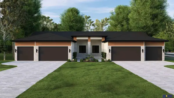 832 Luna Lane, Lincoln, NE 68520