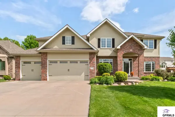 4205 N 195 Street, Elkhorn, NE 68022