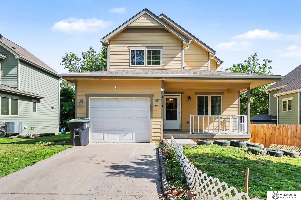 4221 Lake Street, Omaha, NE 68122 - #1