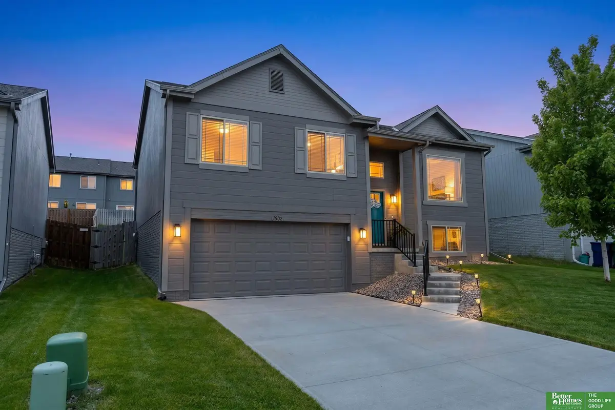 7902 N 149th Street, Bennington, NE 68007 - #1