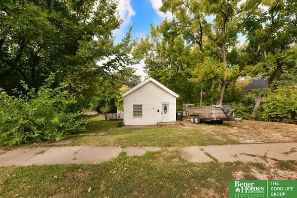 1704 S 18 Street, Omaha, NE 68108-9999