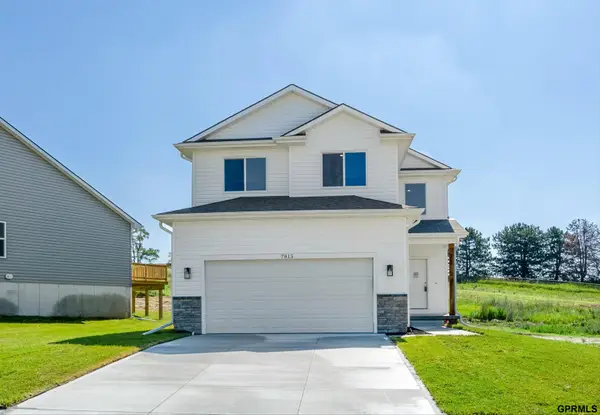7932 N 93rd Street, Omaha, NE 68122