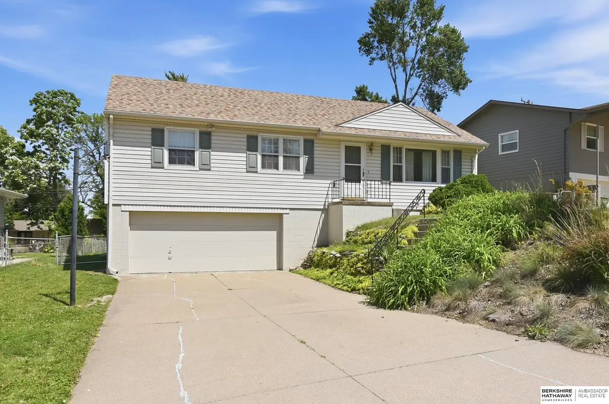 1304 Englewood Drive, Bellevue, NE 68005 - #1