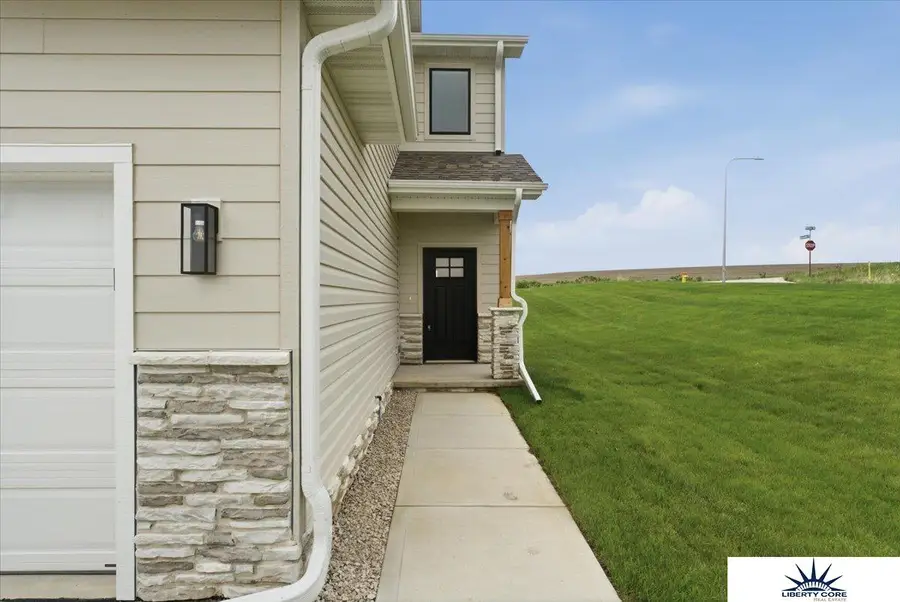 16402 Sumac Street, Bennington, NE 68007 - #2