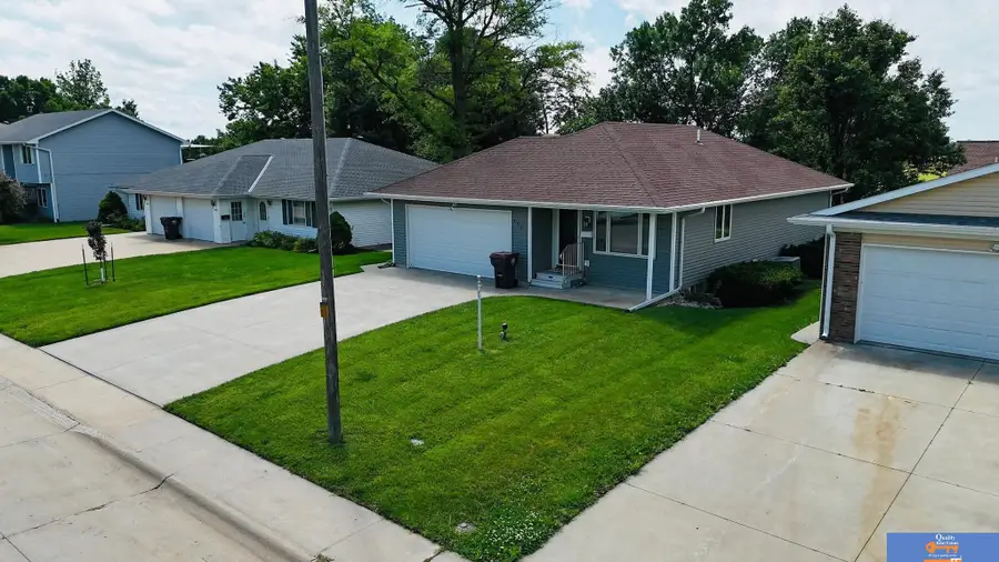 1317 Bell Street, Beatrice, NE 68310 - #3