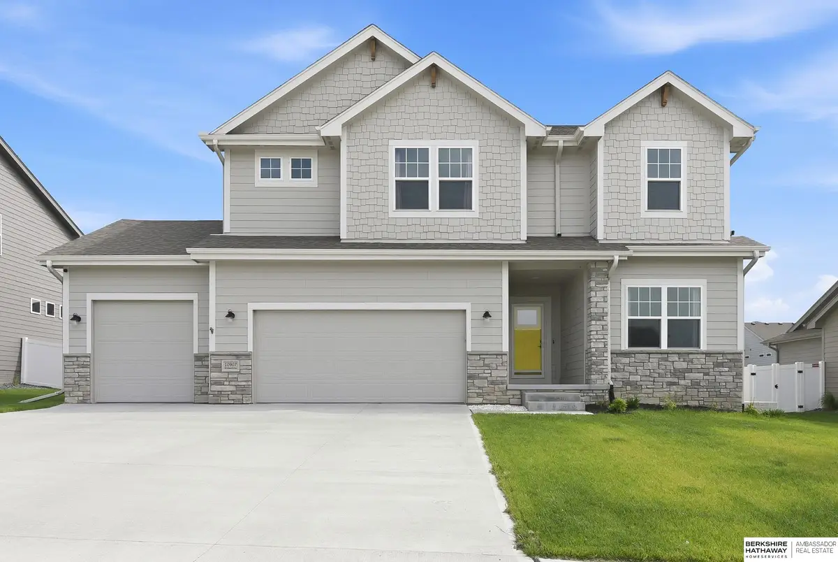 10907 Windward Avenue, Papillion, NE 68046 - #1