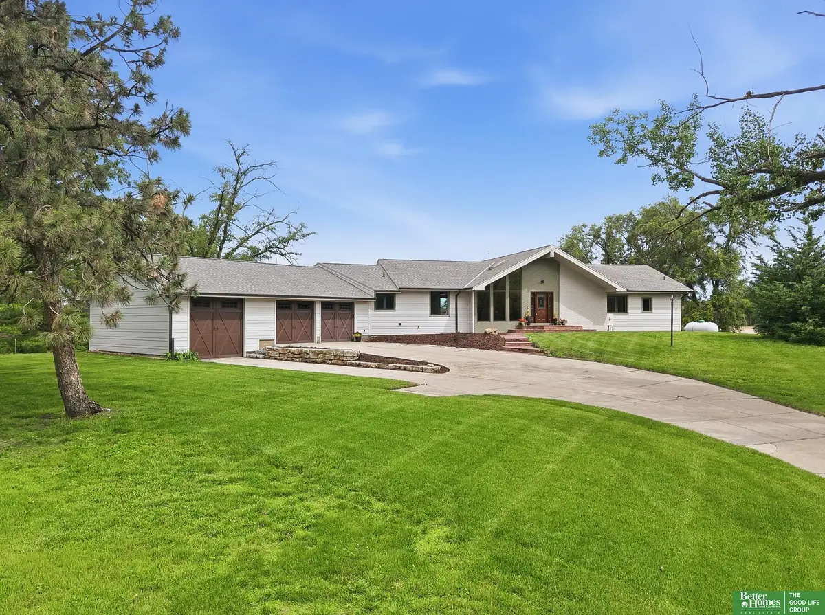 12706 Cottonwood Lane, Springfield, NE 68059 - #1