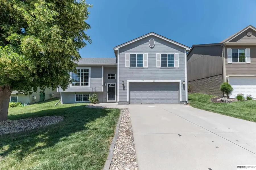 16910 Camden Avenue, Omaha, NE 68116 - #3