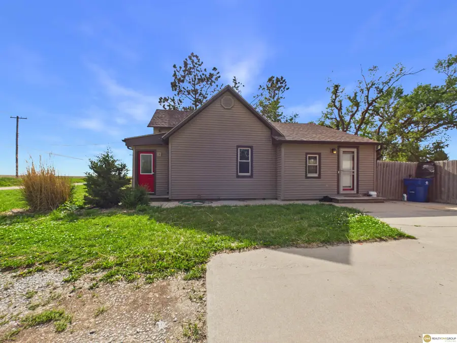 216 W 3rd Street, Friend, NE 68359 - #2