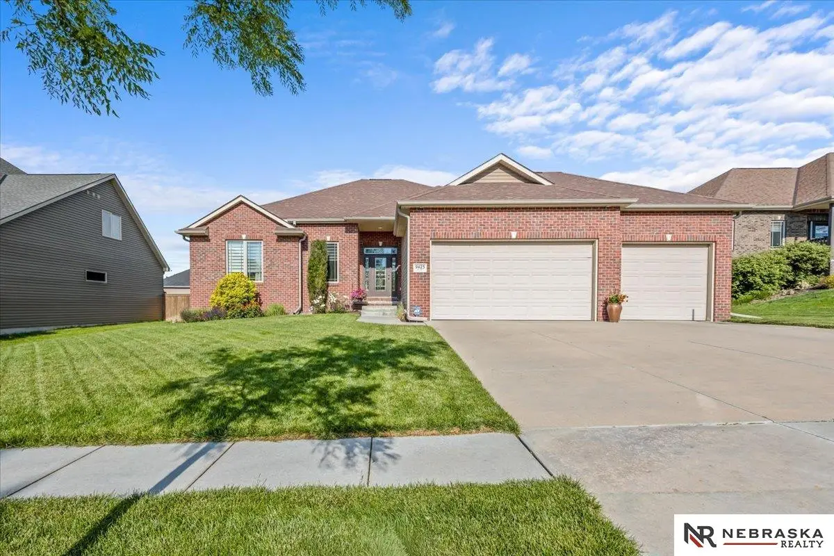 9423 S 28th Street, Lincoln, NE 68516 - #1