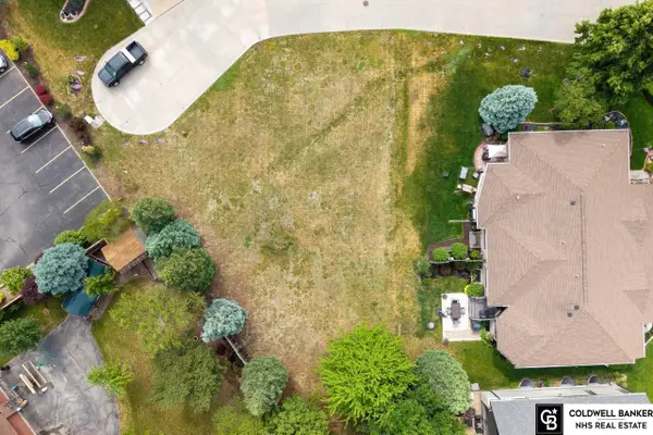 2921 Park Place Court, Lincoln, NE 68506