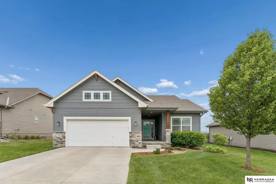 11009 S 186 Avenue, Omaha, NE 68136 - #2