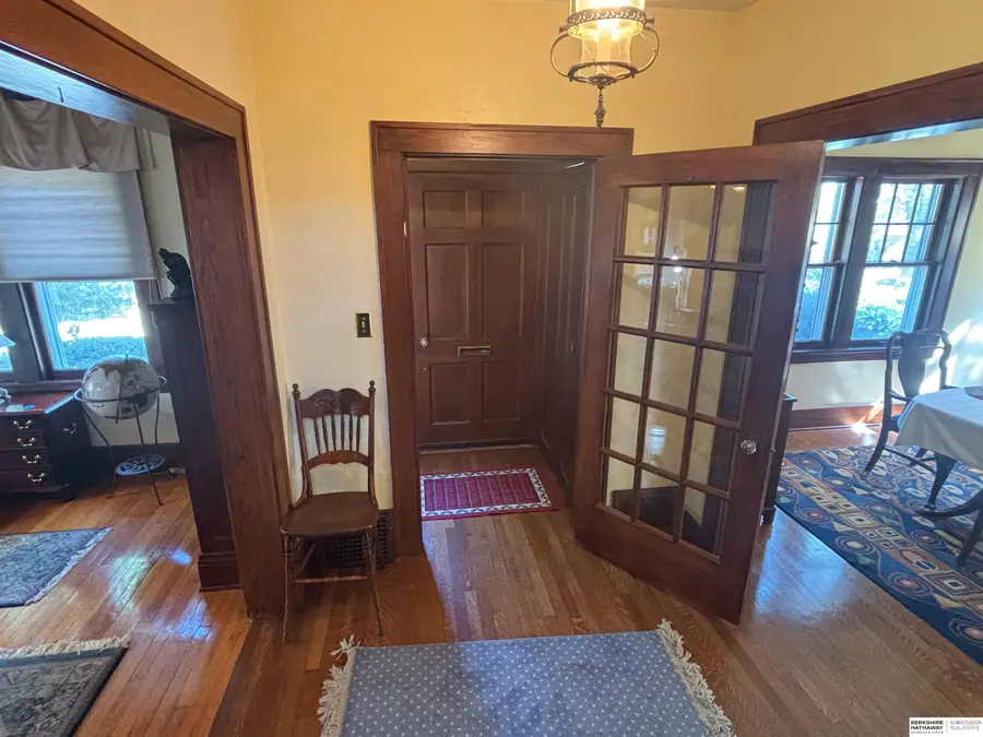 5017 Western Avenue, Omaha, NE 68132 - #2
