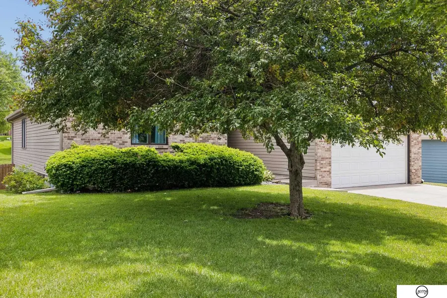 7412 Collister Road, Lincoln, NE 68516 - #3