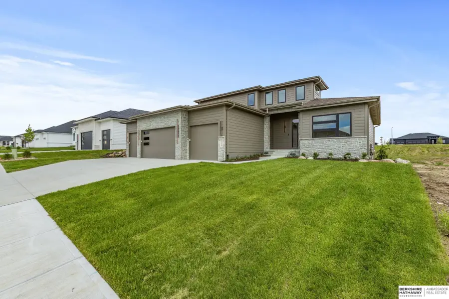 5407 N 212th Street, Elkhorn, NE 68022 - #3