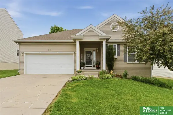 18923 Grover Street, Omaha, NE 68130