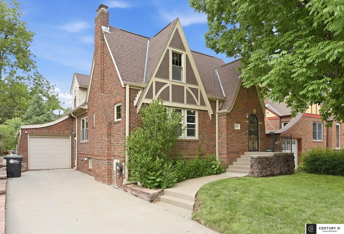 6028 Poppleton Avenue, Omaha, NE 68106 - #1