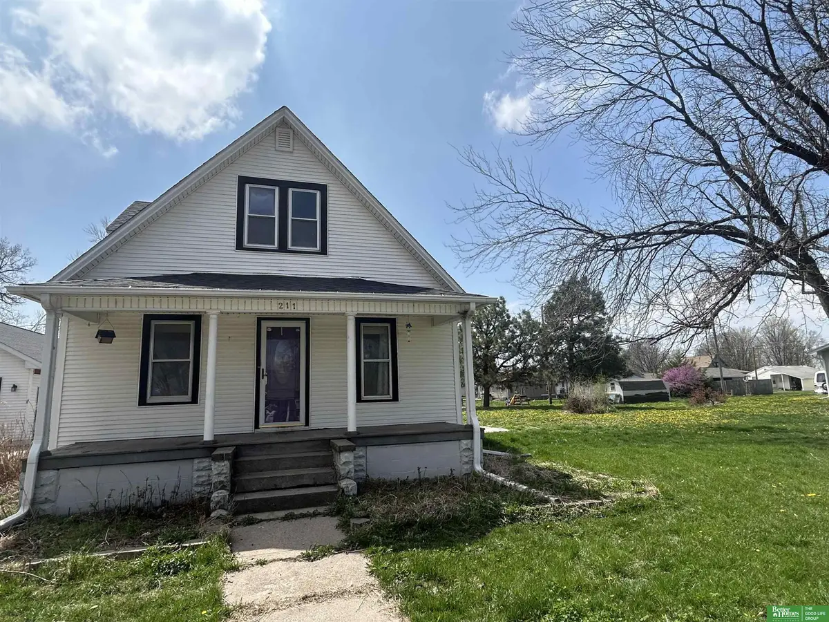 211 W Alexander Street, Valley, NE 68064 - #1
