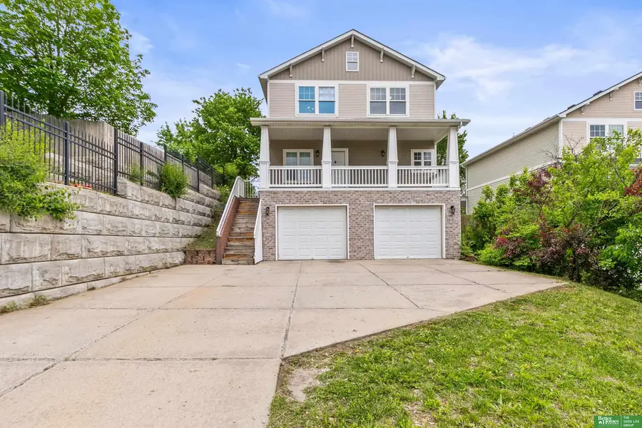 951 N 28th Avenue, Omaha, NE 68131 - #2
