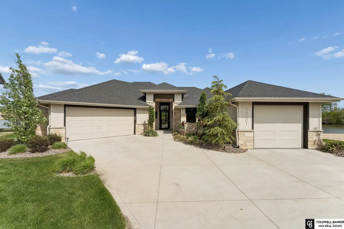 28401 Laurel Circle, Valley, NE 68064 - #1
