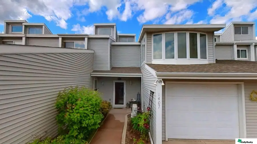 1407 W 40th Street, Kearney, NE 68845 - #3