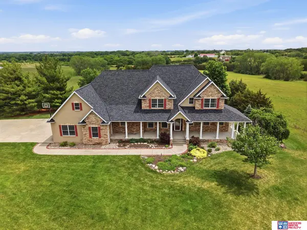 7900 S 98th Street, Lincoln, NE 68526
