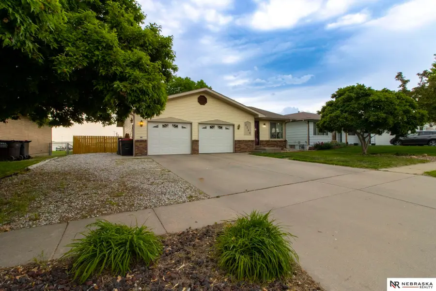 3740 N 22nd Street, Lincoln, NE 68521 - #3