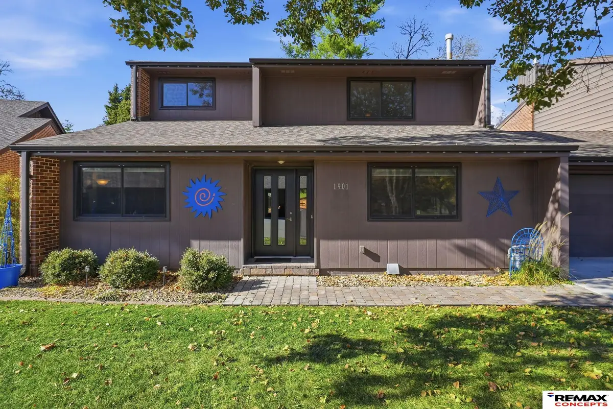 1901 Greenbriar Lane, Lincoln, NE 68506 - #1