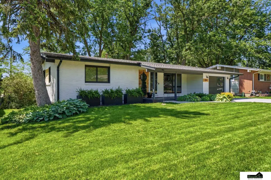 7441 Steinway Road, Lincoln, NE 68505 - #2