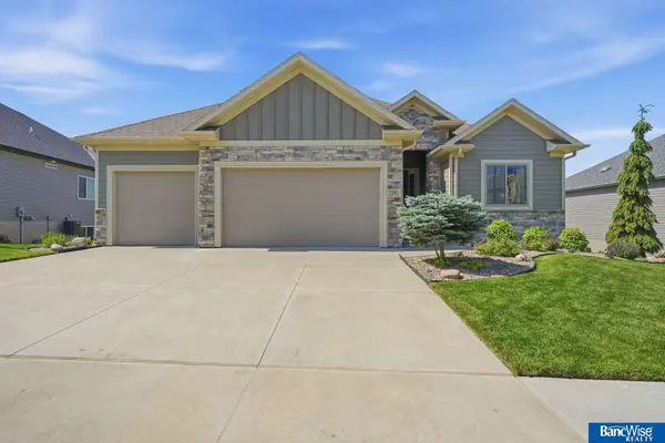 7361 Andy Drive, Lincoln, NE 68516