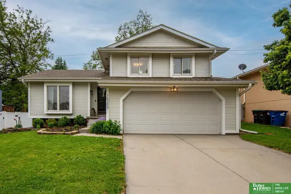 16359 Weir Street, Omaha, NE 68135