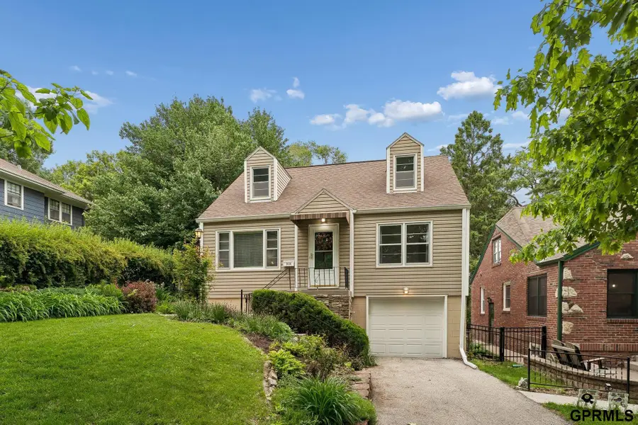 5028 Charles Street, Omaha, NE 68132 - #2