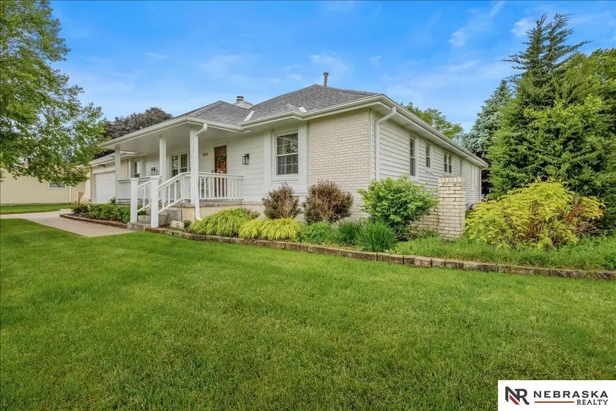 20711 Flavin Street, Elkhorn, NE 68022 - #2