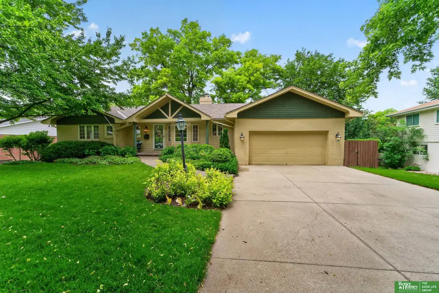 706 J E George Boulevard, Omaha, NE 68132 - #2