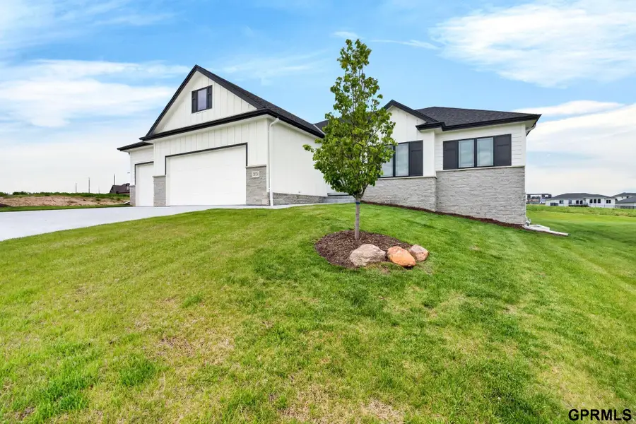 20126 U Street, Omaha, NE 68135 - #2