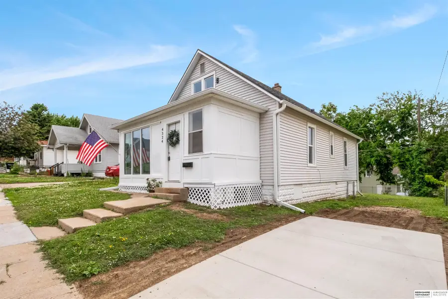 4324 Binney Street, Omaha, NE 68111 - #2