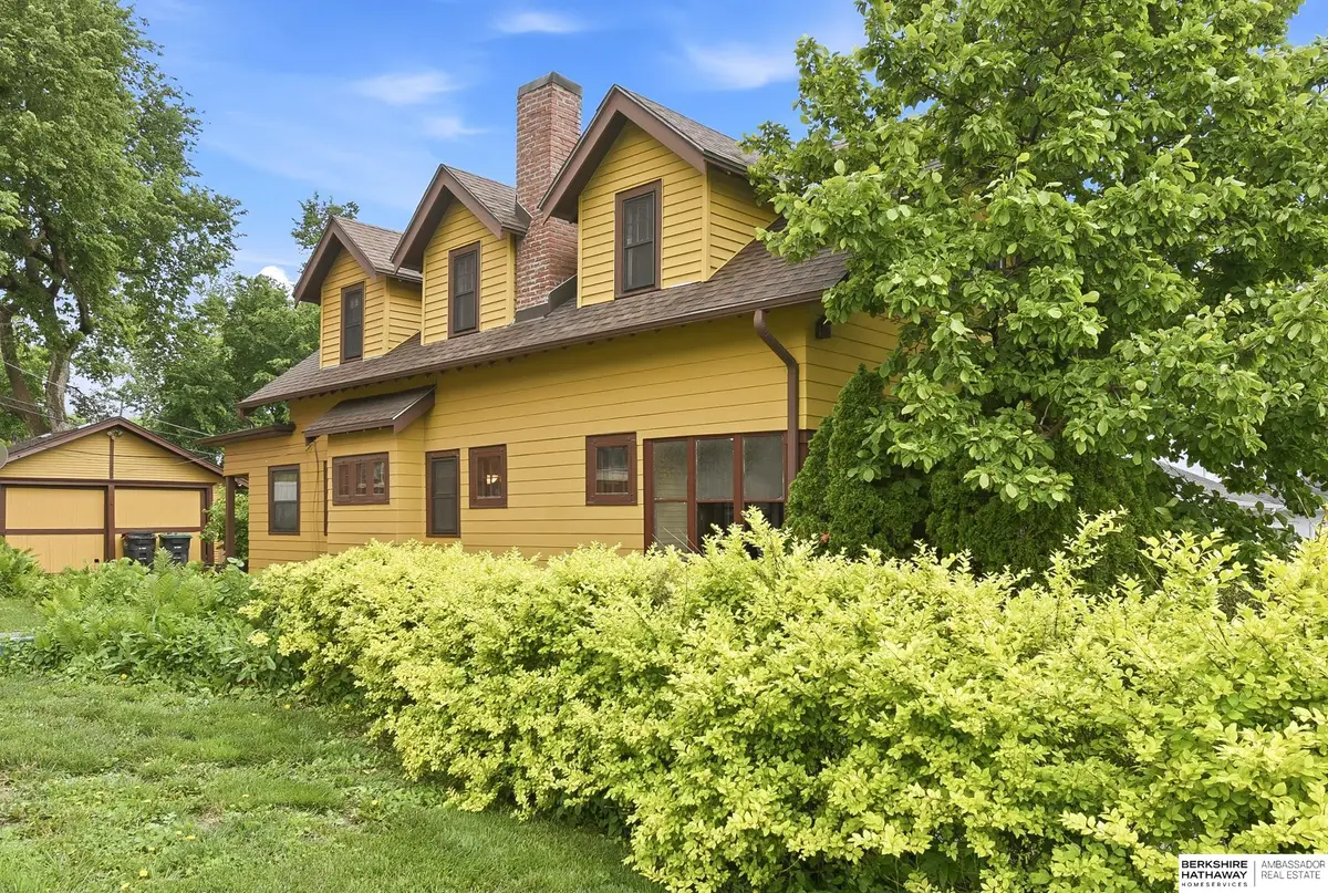 1014 S 31st Street, Omaha, NE 68105 - #1