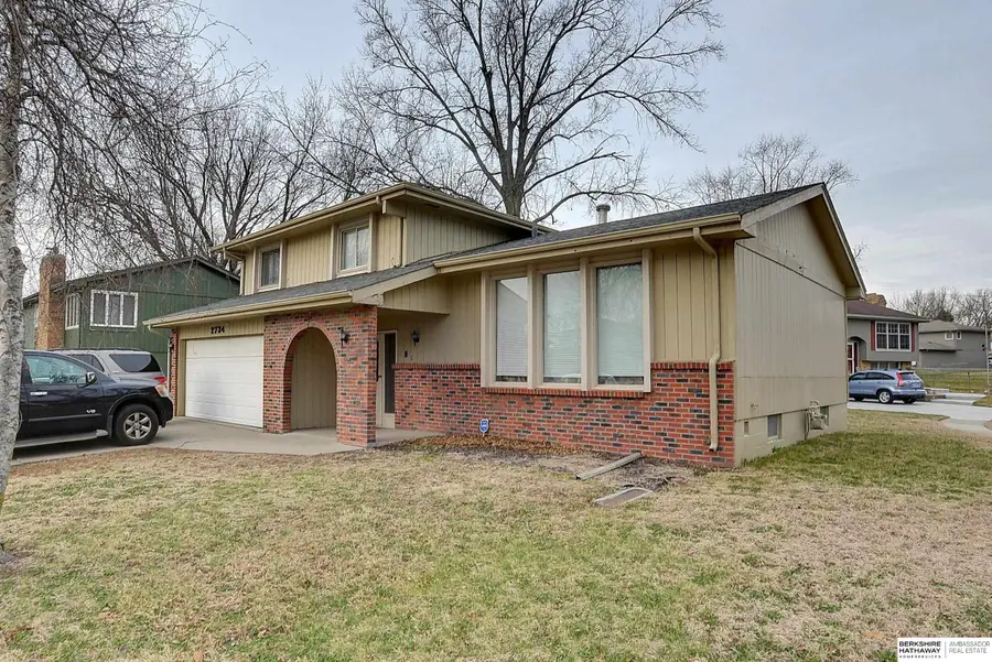 2734 N 120 Avenue, Omaha, NE 68164 - #2