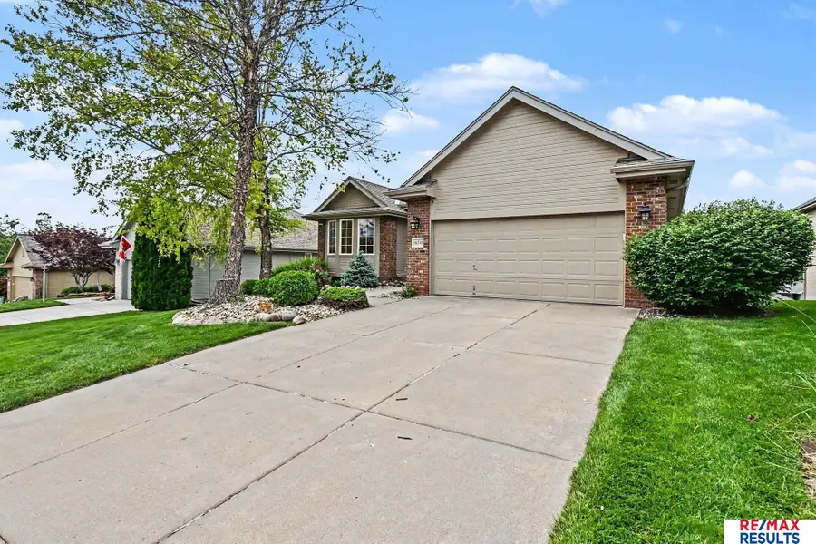 16218 Redwood Street, Omaha, NE 68136-0000 - #3
