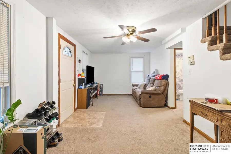 5427 S 48 Avenue, Omaha, NE 68117 - #2
