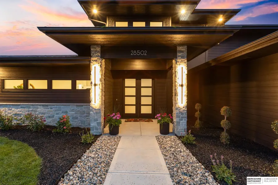 28502 Jessie Circle, Valley, NE 68064 - #2